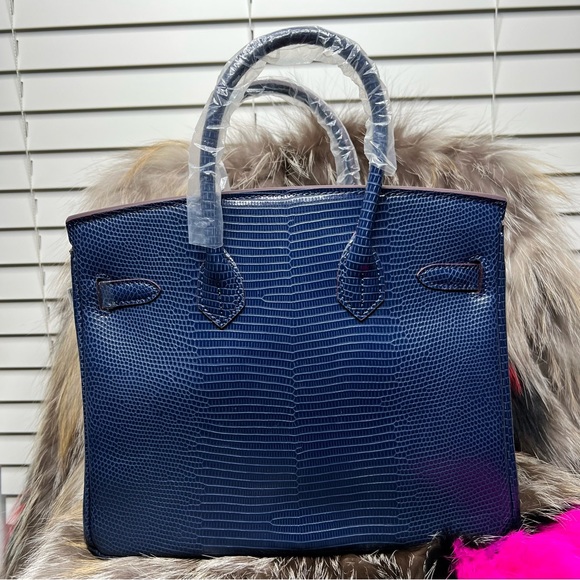 Genuine Blue Leather embossed in Lizard Print 30cm with gold hardware. - Picture 6 of 10